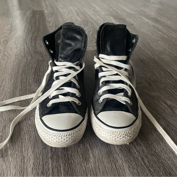Velvet Black High-Top Converses - Picture 4 of 10